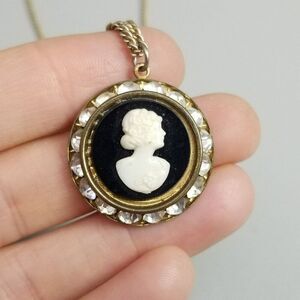 Vintage Black and White Rhinestone Cameo Pendant Necklace, Gold Tone, Estate